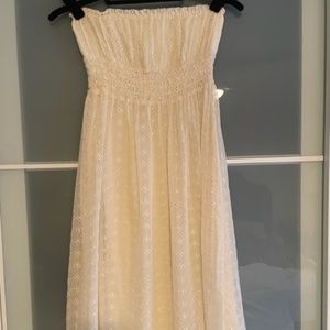Vintage Diane Von Furstenberg, 100% Silk, Eyelet Dress
